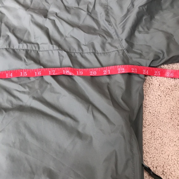 IZOD rain jacket - Picture 2 of 7